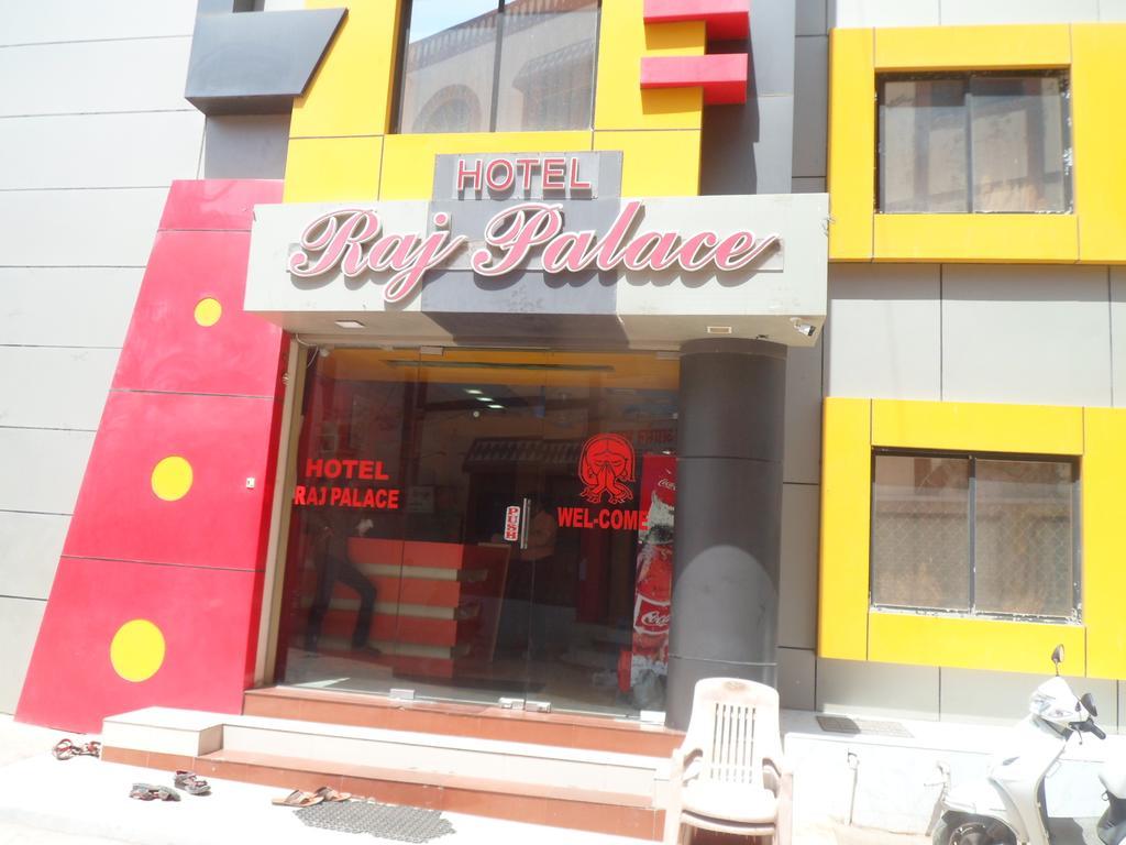 Hotel Raj Palace Dwārka Zewnętrze zdjęcie